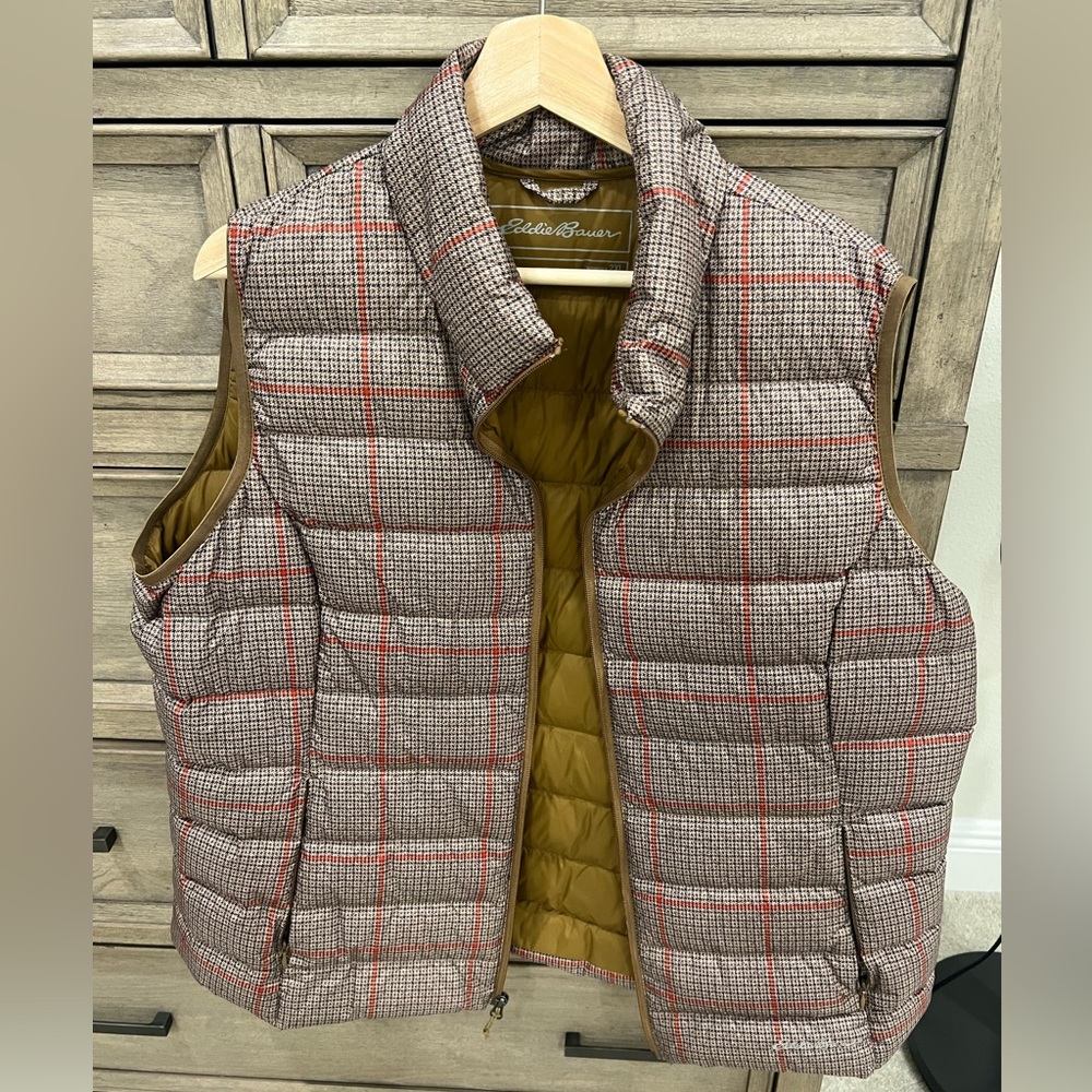 Eddie Bauer Women’s Tan Plaid Vest